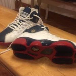Jordan Team Jumpman basketball sneakers